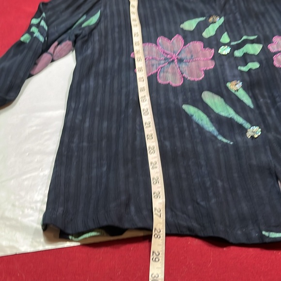 Asian creations Blue purple button up tropical SHIRT beaded round neck WOMENS Lg - Picture 11 of 14